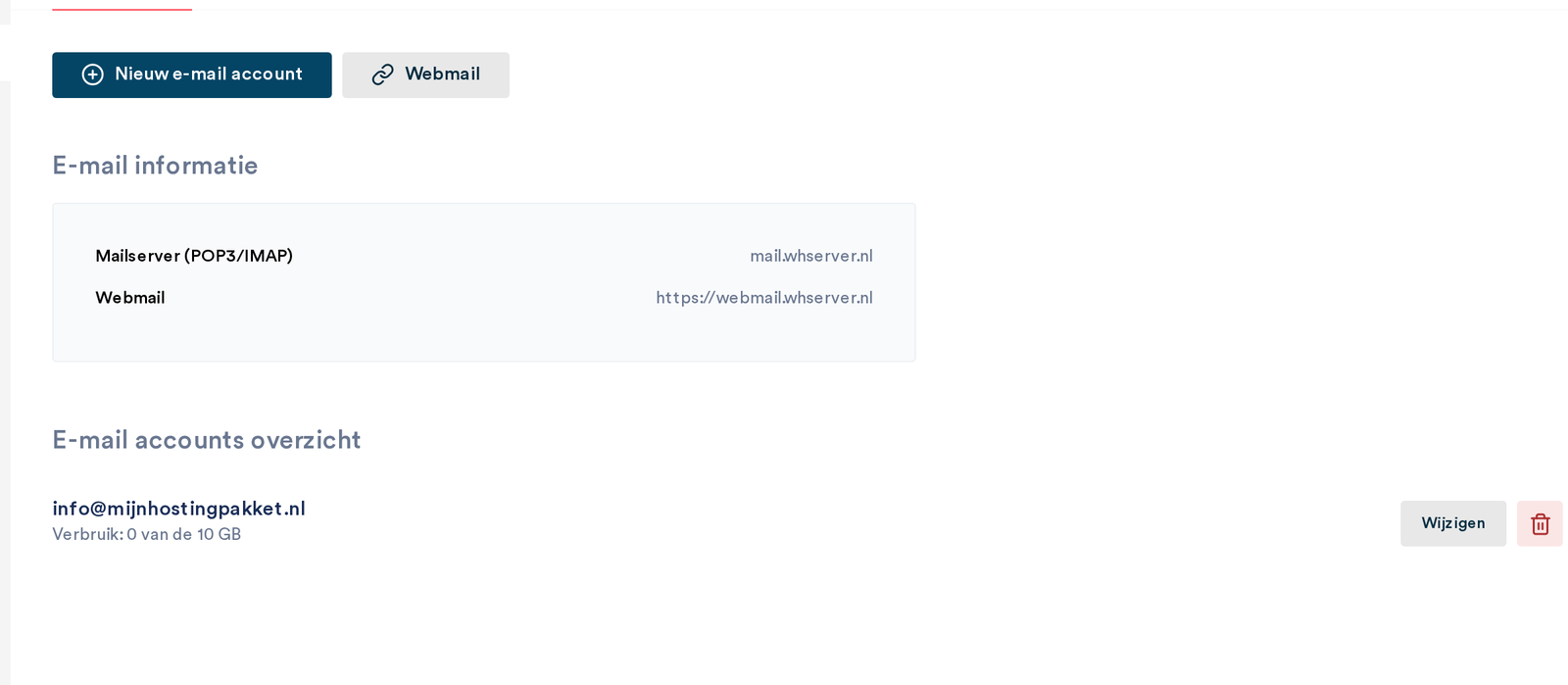 Het e-mailoverzicht met de mailserver, het webmailadres en één mailbox