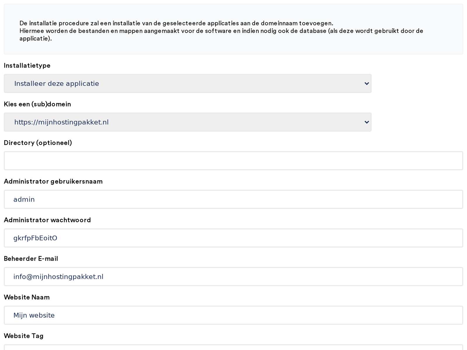 Het installatieformulier van WordPress met domein, map, beheerdersgegevens en sitenaam